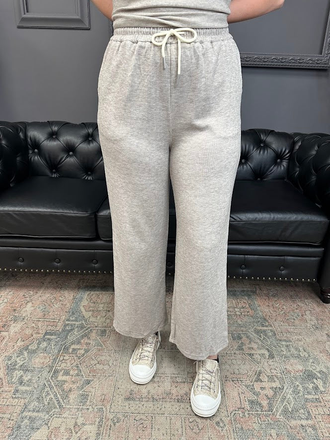 knit pants, wide leg lounge pants, casual knitwear, drawstring pants, comfy outfit, matching set bottoms, relaxed fit pants, women’s lounge pants, soft knit bottoms, everyday casual wear