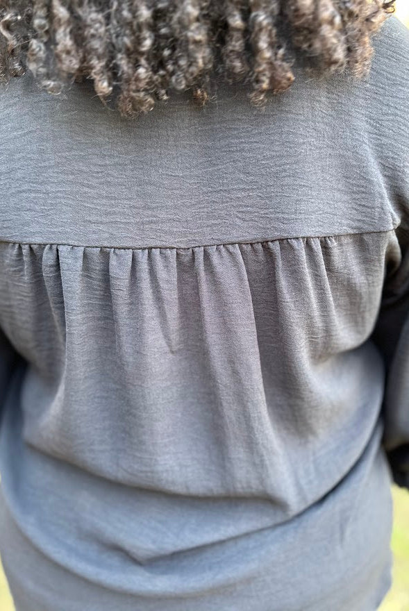 Black Gathered Balloon Sleeve Blouse