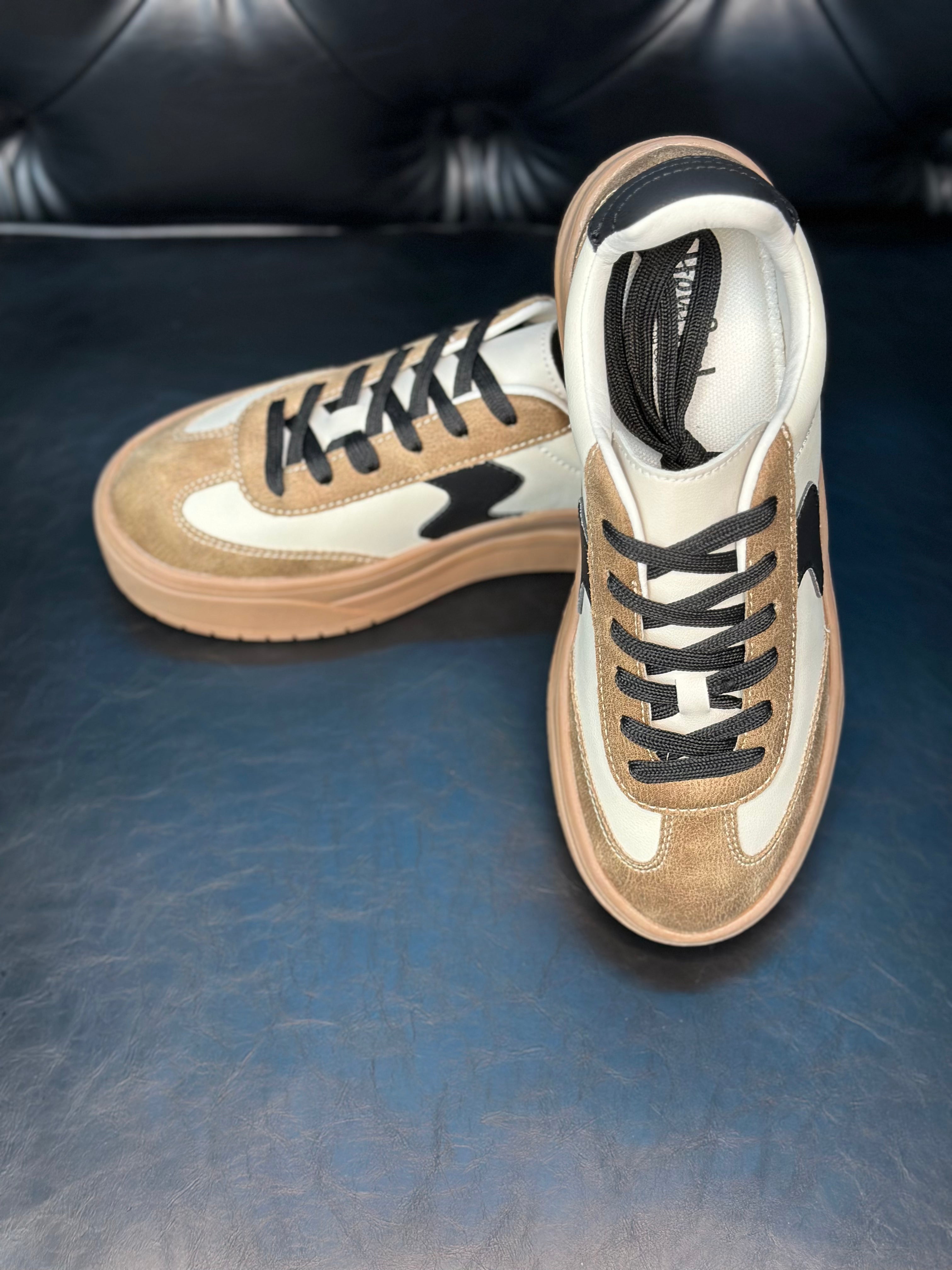 Corky’s Pop Off sneakers, tan sneakers, comfy lace-up sneakers, women’s fashion sneakers, cushioned platform sneakers, tan casual shoes