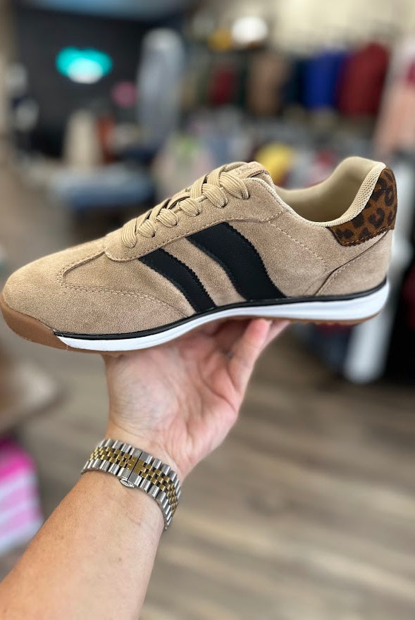 Corkys Run It Back Sneaker