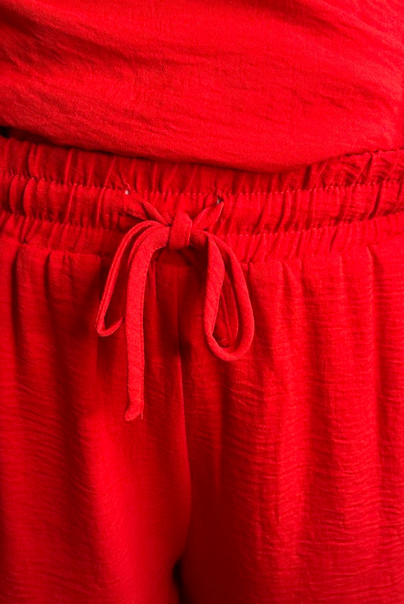 Crinkle Drawstring Shorts with Scallop Embroidered Hem