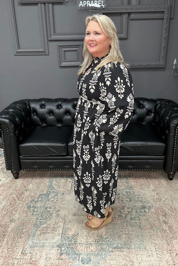 floral midi dress, smocked neck dress, women’s midi dress, lined floral dress, boutique dresses, everyday midi dress, Gypsy River Apparel