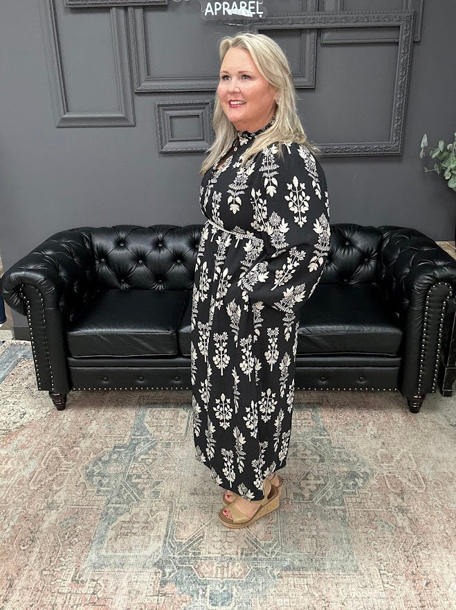 floral midi dress, smocked neck dress, women’s midi dress, lined floral dress, boutique dresses, everyday midi dress, Gypsy River Apparel