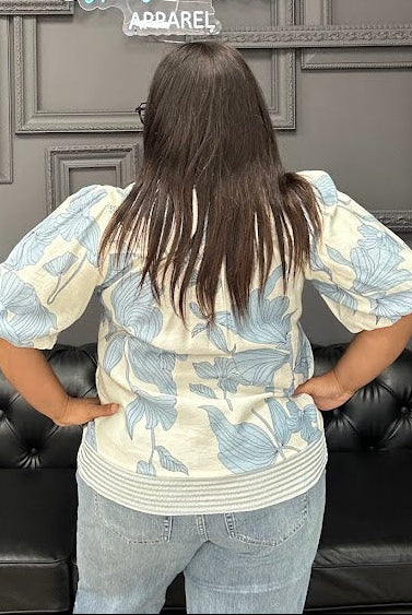 printed woven top, bubble sleeve top, women’s boutique top, contrast trim blouse, everyday blouse, casual work top