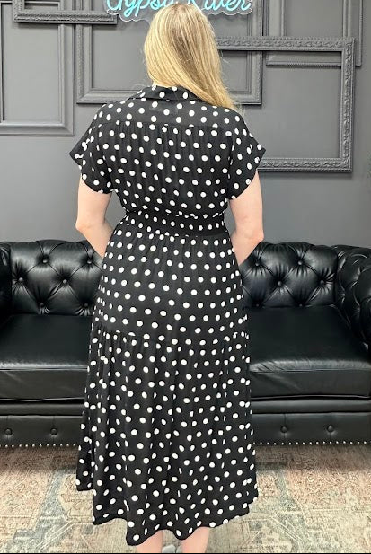 polka dot midi dress, black and white dress, smocked waist dress, boutique midi dress, regular and curvy dress, collared midi dress