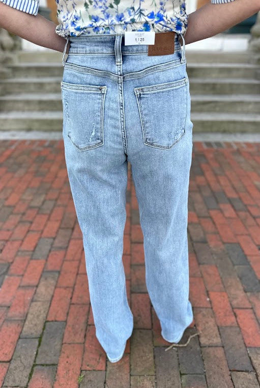 judy blue jeans, high waist straight leg jeans, light wash denim women, stretch denim jeans, classic straight jeans, womens boutique denim