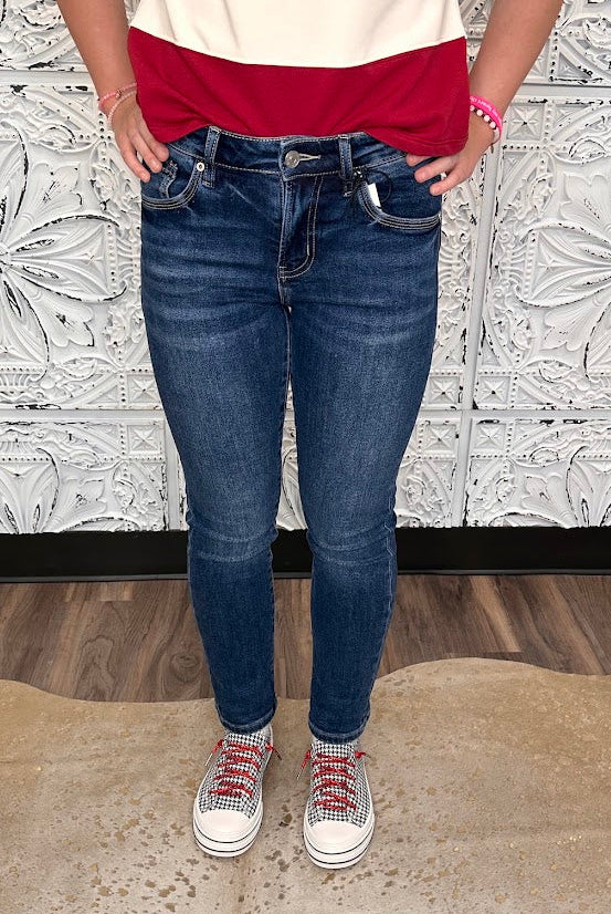Mid-Rise Straight Crop Cuffed Jeans