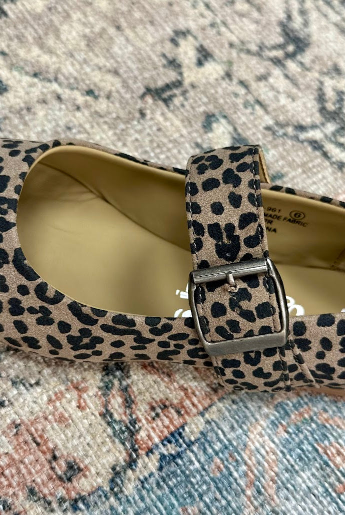 Very G Samantha Leopard Mary Jane Flat