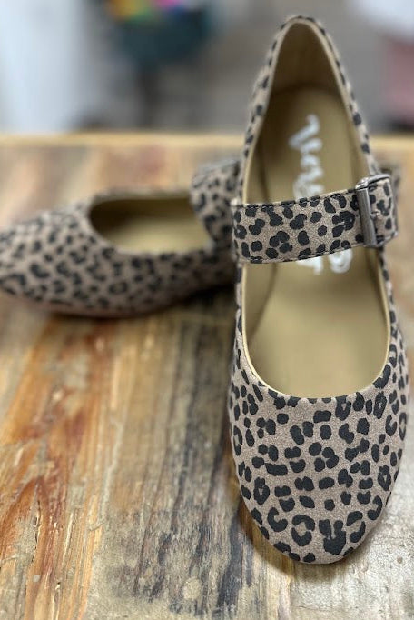 Very G Samantha Leopard Mary Jane Flat