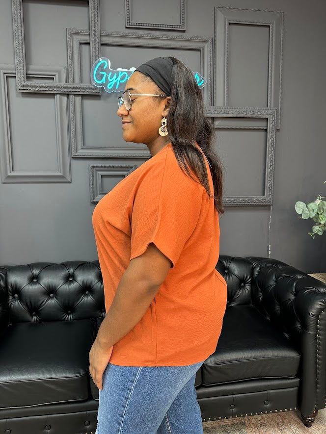 Gypsy River Apparel – Women’s textured V-neck tops in rust orange, teal, and beige, lightweight short sleeve boutique blouses in regular and plus sizes.