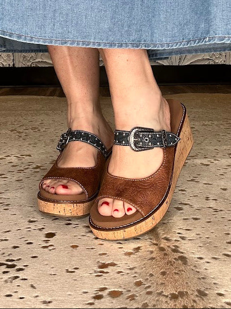 Corkys Need A Favor Wedge