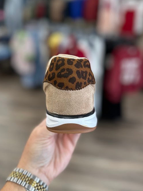 Corkys Run It Back Sneaker