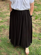 Elastic Waist Woven Maxi Skirt with Pockets