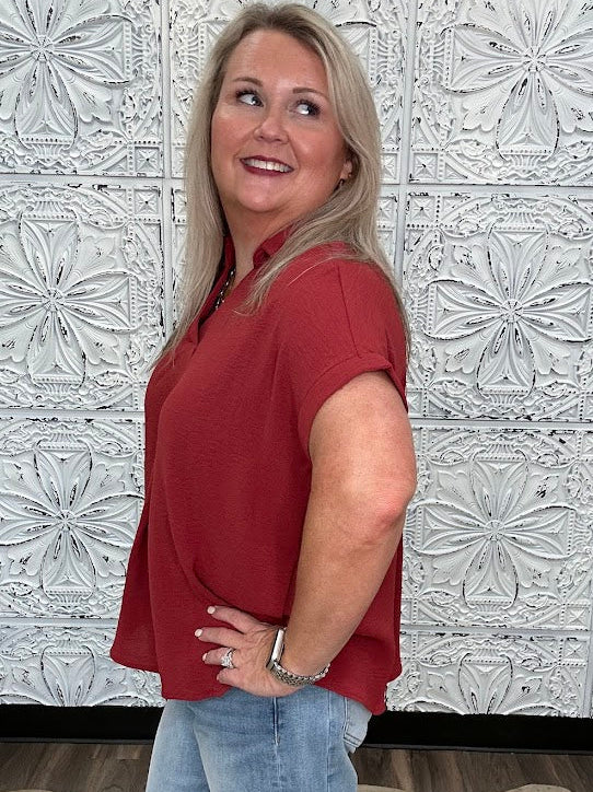 Essential Air Flow V-Neck Blouse