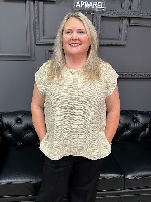 sweater vest, oversized sweater vest, crew neck sweater vest, women’s sweater vest, layering top, boutique sweaters, Gypsy River Apparel