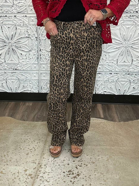 "Kimberly" Tummy Control Leopard Print Straight High Waist Jeans by Judy Blue
