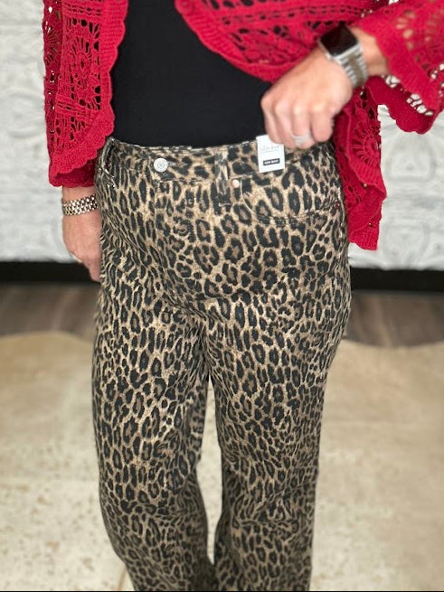 "Kimberly" Tummy Control Leopard Print Straight High Waist Jeans by Judy Blue