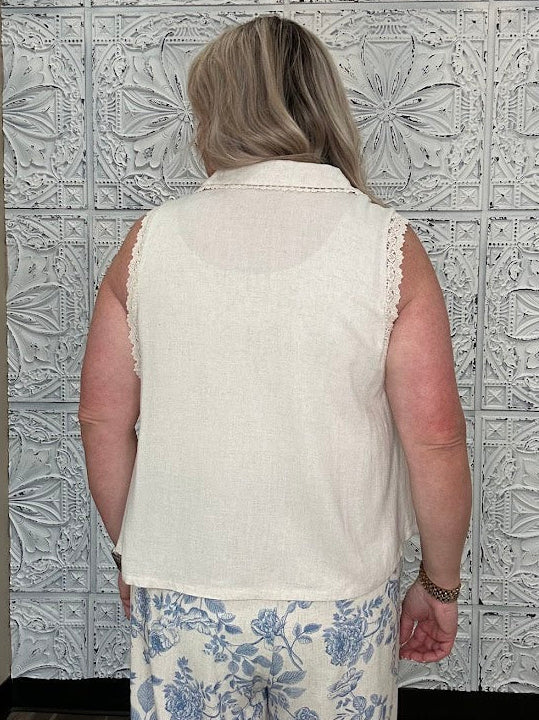 Lace Trim Pintuck Sleeveless Button Front Top