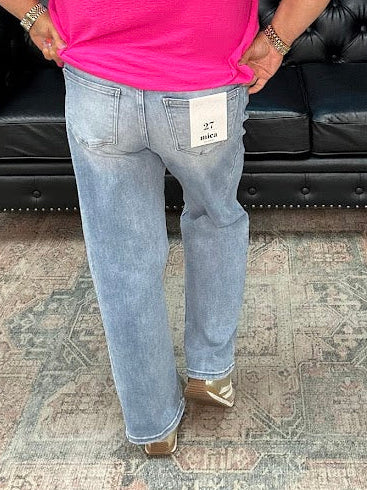 mid rise jeans, straight leg jeans, ankle jeans, loose fit denim, relaxed jeans, women’s everyday denim, stretch jeans, casual denim