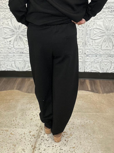 Seamed Knit Drawstring Barrel Sweatpants