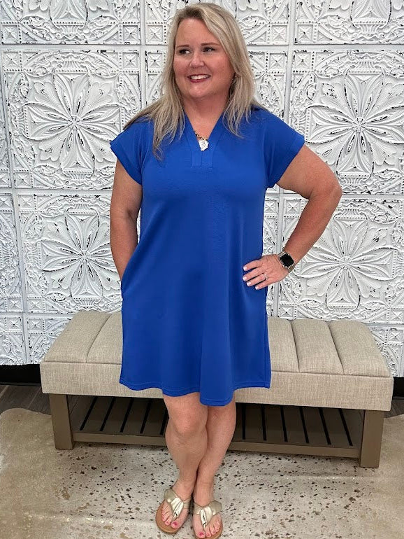 Solid Collared Short Sleeve Shift Dress with Pockets
