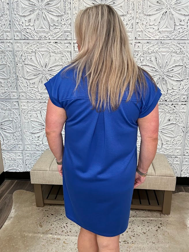 Solid Collared Short Sleeve Shift Dress with Pockets