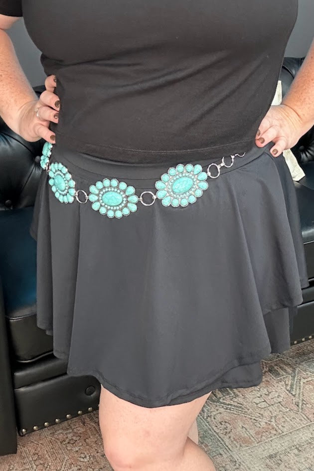 turquoise concho belt, western chain belt, turquoise belt for women, boho statement belt, adjustable turquoise belt, southwestern belt accessory