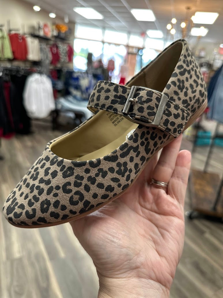 Very G Samantha Leopard Mary Jane Flat