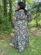 green floral maxi dress, tiered maxi dress, long sleeve fall dress, flowy boho dress, maxi dress with waist, floral print maxi